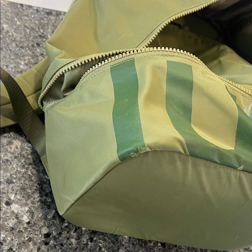 Lululemon backpack - Picture 5 of 5